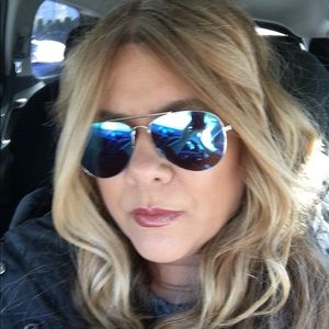 Meet your Posher, Marilyn